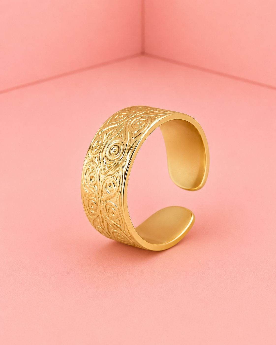 Anillo Amira
