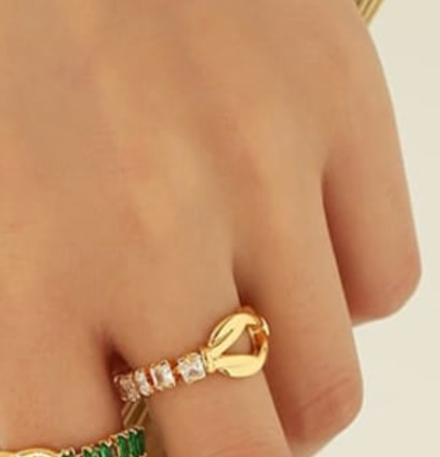 Anillo Celina