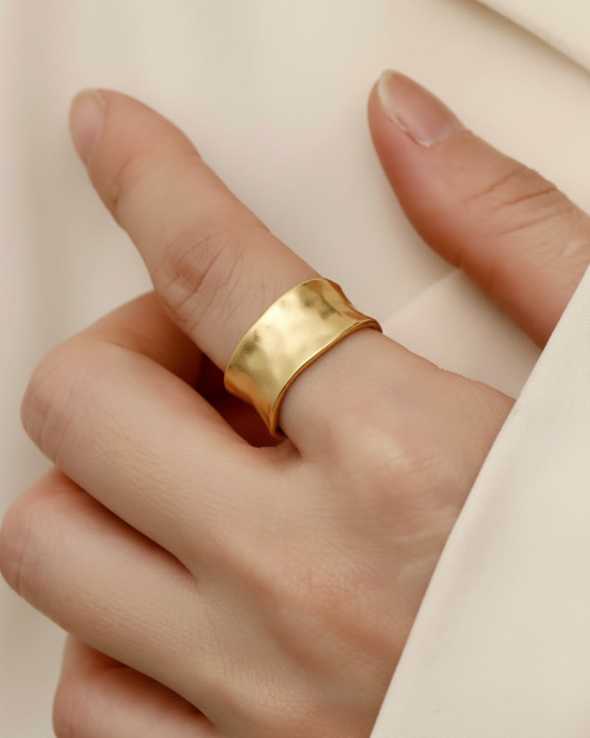 Anillo Zahira