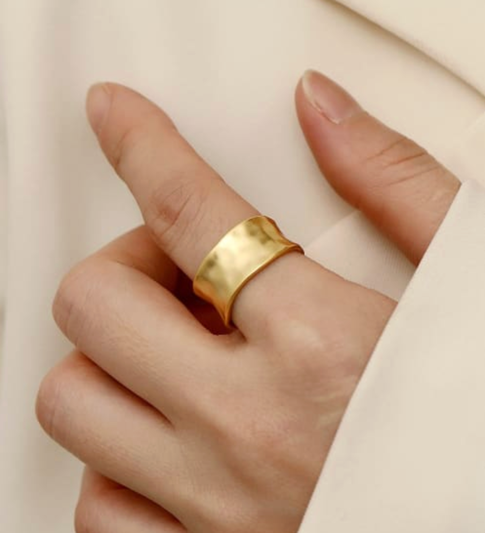 Anillo Zahira