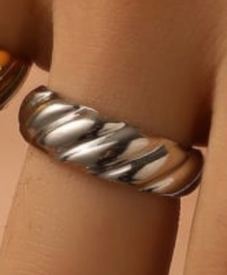 Anillo Eira